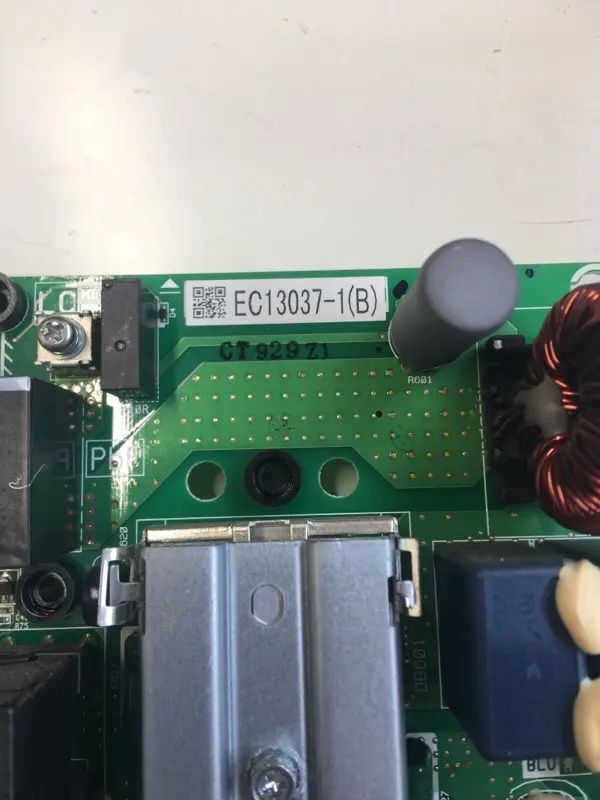 DAIKIN RZQSG125L9V1B (4).webp