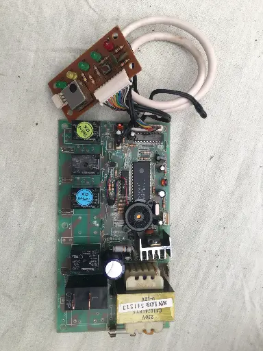 Carte unité intérieure d'occasion CARRIER 40CS00E7D